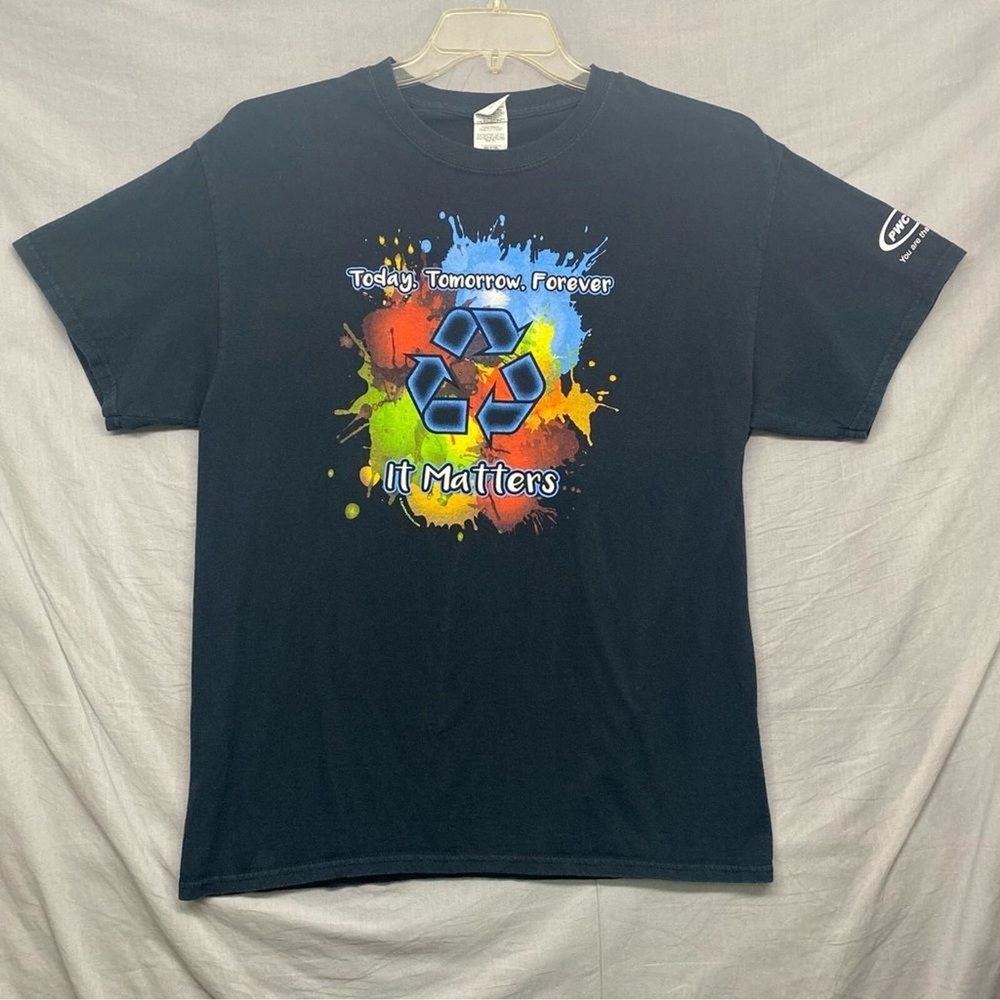 Graphic Print Recycling Shirt T-Shirt Gildan Black Men's Unisex Size | L